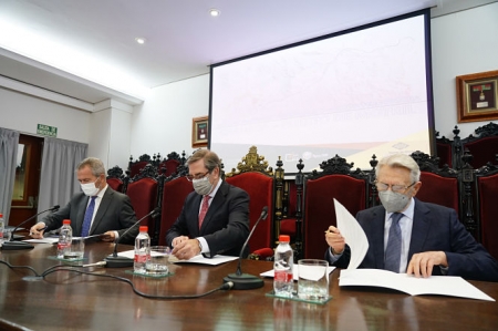 Firma de la adhesión de ambas instituciones (ICAGR)