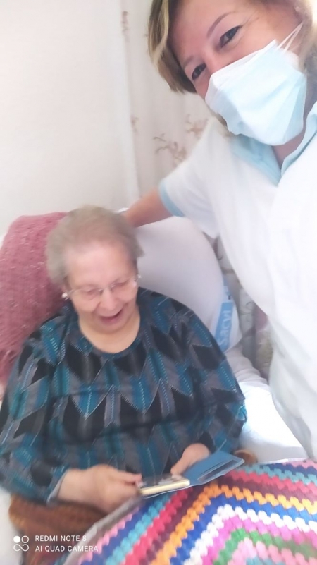 Imagen de una videollamada (AYTO. HUÉTOR TÁJAR) 