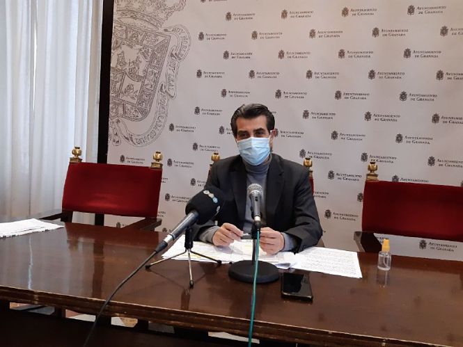 El portavoz de Podemps-IU en el Ayuntamiento de Granada, Antonio Cambril (PODEMOS-IU)