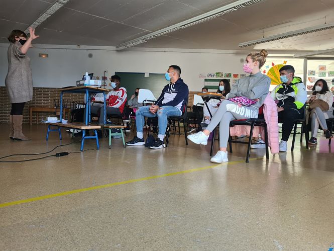 Algunos de los alumnos del primer curso deportivo (AYTO. OTURA)