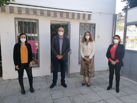 Visita de la Delegada de Educación al Colegio Infantil `La Caleta` (JUNTA)