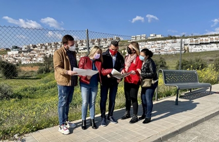 Imagen de la visita a donde irá la futura residencia (PSOE) Imagen de la visita a donde irá la futura residencia (PSOE)