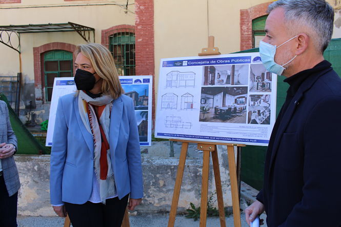 Imagen de la visita al inicio de las obras (AYTO. MOTRIL)