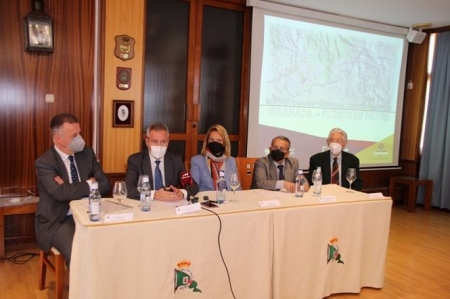 El Real Club Náutico de Motril suma su apoyo a la conexión ferroviaria entre el puerto y Granada (PUERTO DE MOTRIL) El Real Club Náutico de Motril suma su apoyo a la conexión ferroviaria entre el puerto y Granada (PUERTO DE MOTRIL)