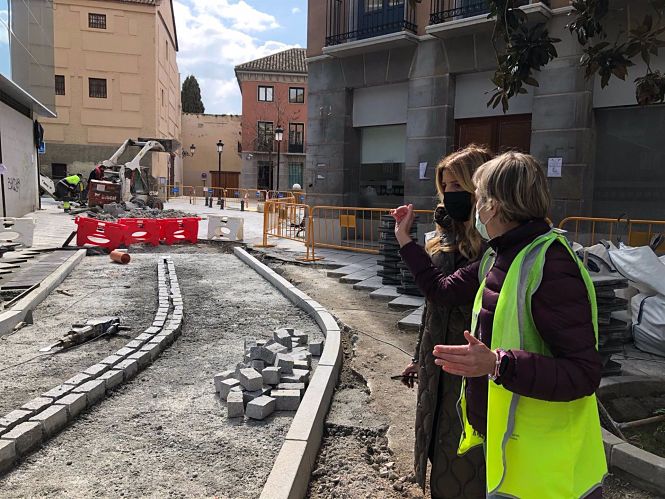 Obras en el entorno de Isabel La Católica. (AYUNTAMIENTO DE GRANADA)