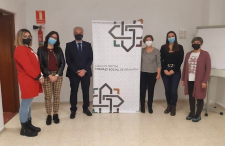 Imagen de la visita a la Escuela de trabajadores sociales (AYTO. GRANADA) Imagen de la visita a la Escuela de trabajadores sociales (AYTO. GRANADA)