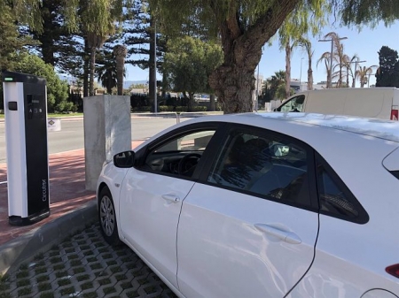 El Puerto de Motril (Granada) ya cuenta con varias tomas eléctricas para vehículos. (PUERTO DE MOTRIL) El Puerto de Motril (Granada) ya cuenta con varias tomas eléctricas para vehículos. (PUERTO DE MOTRIL)
