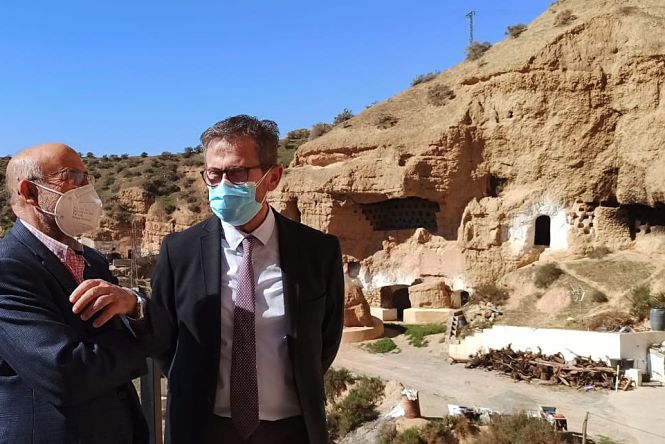 El Delegadod e Turismo, Gustavo Rodríguez ha visitado Marchal (JUNTA)