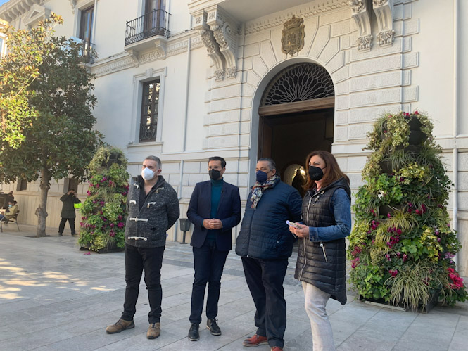 Rueda de prensa en la Plaza del Carmen (PSOE) 