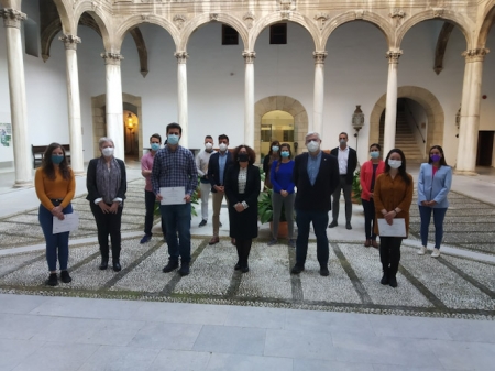 Imagen de los galardonados (UGR)