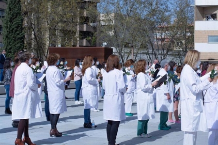 Agradecen a los profesionales sanitarios su entrega en la pandemia con un recital coral (JUNTA DE ANDALUCÍA) 