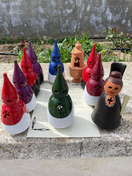 Imagen de las figuras de los penitentes (PP) 