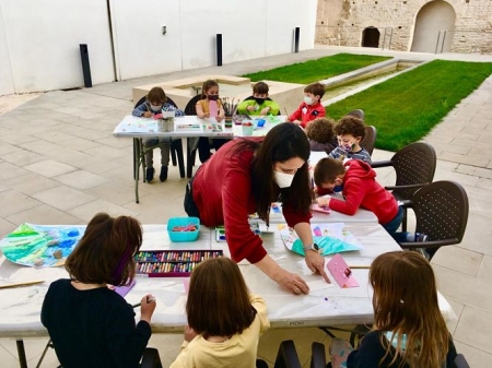 taller `Exploradores en la Torre` organizado por el Ayuntamiento de Huétor Tájar