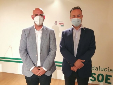 secretario comarcal del PSOE en Baza, Abelardo Vico, y el presidente de la Mancomunidad de municipios de la comarca, Miguel Román (PSOE) secretario comarcal del PSOE en Baza, Abelardo Vico, y el presidente de la Mancomunidad de municipios de la comarca, Miguel Román (PSOE)