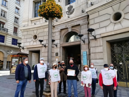 imagen del envio de firmas (PENSIONISTAS DE GRANADA)