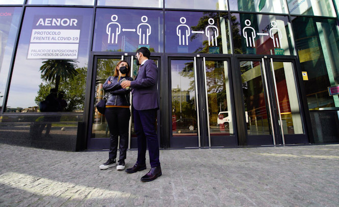 Imagen de la visita al Palacio de Congresos (PSOE)