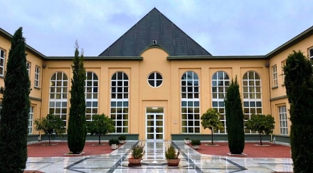 Fachada de la Escuela Andaluza de Salud Pública (EASP) Fachada de la Escuela Andaluza de Salud Pública (EASP)