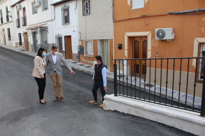 Imagen de la visita de Inmaculada López Calahorro a Íllora (SUBDELEGACIÓN)