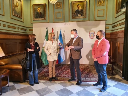 Imagen de la visita de la Delegación de Palos de la Frontera al Ayuntamiento Motril (AYTO. MOTRIL) Imagen de la visita de la Delegación de Palos de la Frontera al Ayuntamiento Motril (AYTO. MOTRIL)