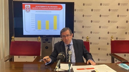El concejal de Economía de Granada, Luis González, en imagen de archivo (AYUNTAMIENTO)