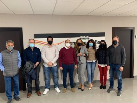 El nuevo presidente de la Mancomunidad de Municipios de la Comarca de Baza, Olivié Sánchez, en el centro en la imagen (GENTE DE ZÚJAR) El nuevo presidente de la Mancomunidad de Municipios de la Comarca de Baza, Olivié Sánchez, en el centro en la imagen (GENTE DE ZÚJAR)
