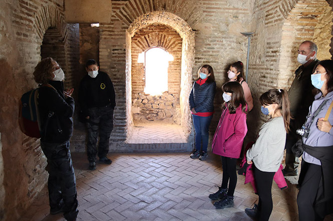 Visita guiada al Castillo de Moclín (SOMOS LITTLE)