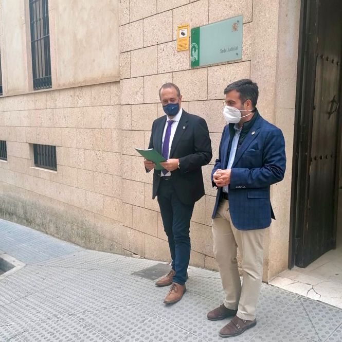 Imagen de la visita a los juzgados de Loja (JUNTA)