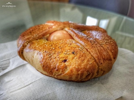 Imagen de un hornazo (AYTO. OTURA) Imagen de un hornazo (AYTO. OTURA)