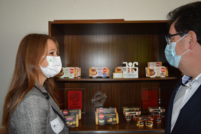 Imagen de la visita de Virginia Fernández a Dhul (JUNTA)