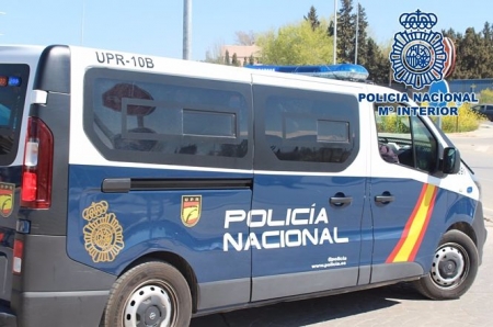 Furgón policial en una imagen de archivo (POLICÍA NACIONAL) Furgón policial en una imagen de archivo (POLICÍA NACIONAL)