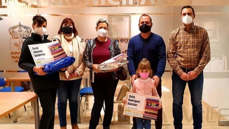 Actividades organizadas con motivo del Día del Libro en Cúllar Vega (AYTO. CÚLALR VEGA) Actividades organizadas con motivo del Día del Libro en Cúllar Vega (AYTO. CÚLALR VEGA)