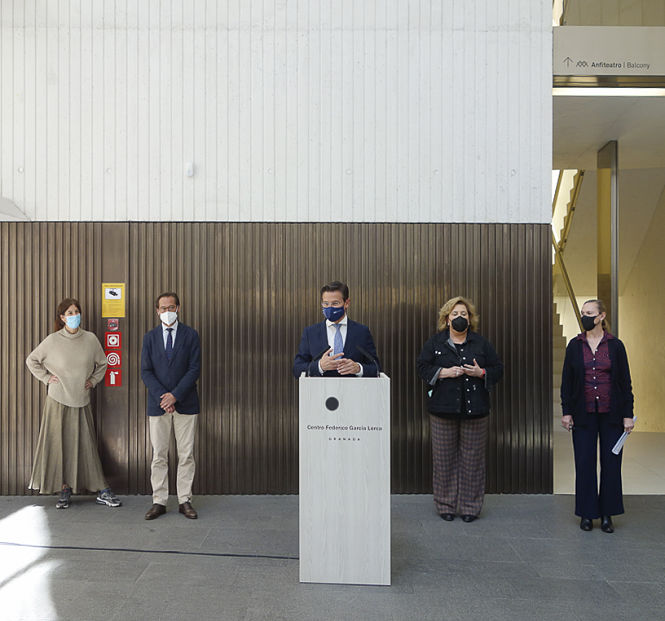 Presentación de la exposición del Centro Lorca (JAVIER ALGARRA / AYUNTAMIENTO) 
