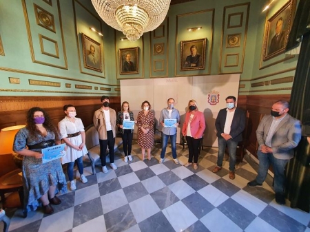 Entrega de los premios a las cruces ganadoras (AYTO. MOTRIL)