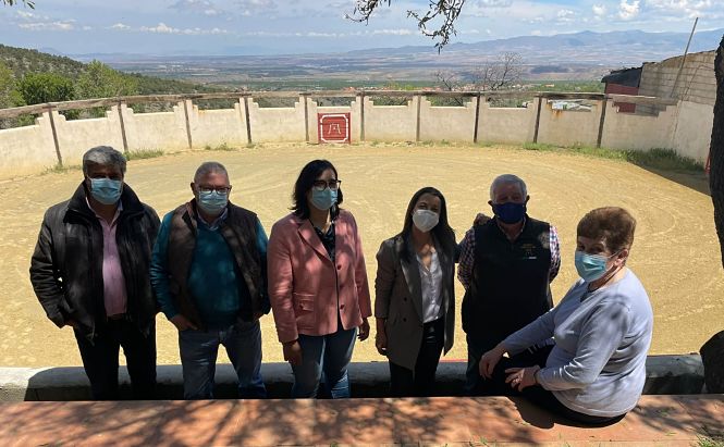 Imagend e la visita a la ganaderia Castillo de la Reina (PP)