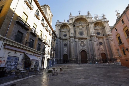 Fachada de la Catedral, en imagen de archivo (ÁLEX CÁMARA / EUROPA PRESS)