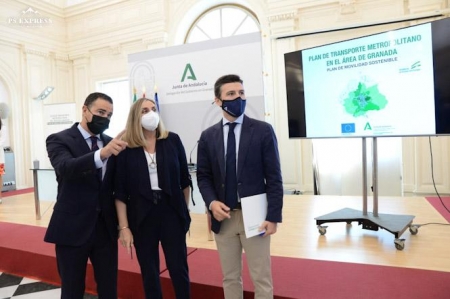 La Consejera de Fomento ha presentado el Plan de Transporte (JUNTA)