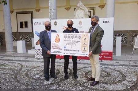 Presentación del décimo de Lotería (JAVIER ALGARRA / AYUNTAMIENTO)