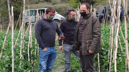 Imagen de la visita a la Alpujarra (VOX) Imagen de la visita a la Alpujarra (VOX)