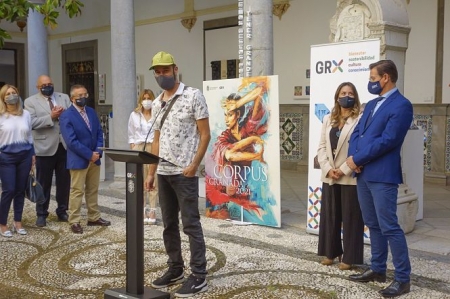 El Niño de las Pinturas presenta el cartel del Corpus 2021 (JAVIER ALGARRA / AYUNTAMIENTO)