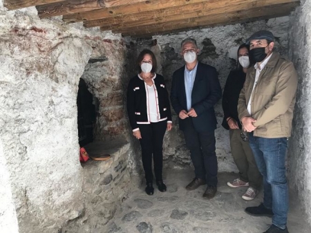 Imagen de la visita al Aljibe de Nigüelas (DIPUTACIÓN)