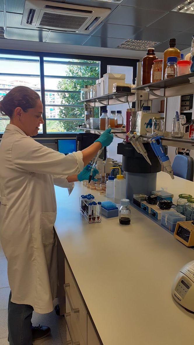 de la doctora Gloria Andrea Silva Castro, coordinadora del proyecto Myco-Brow (SIERRA SUR)