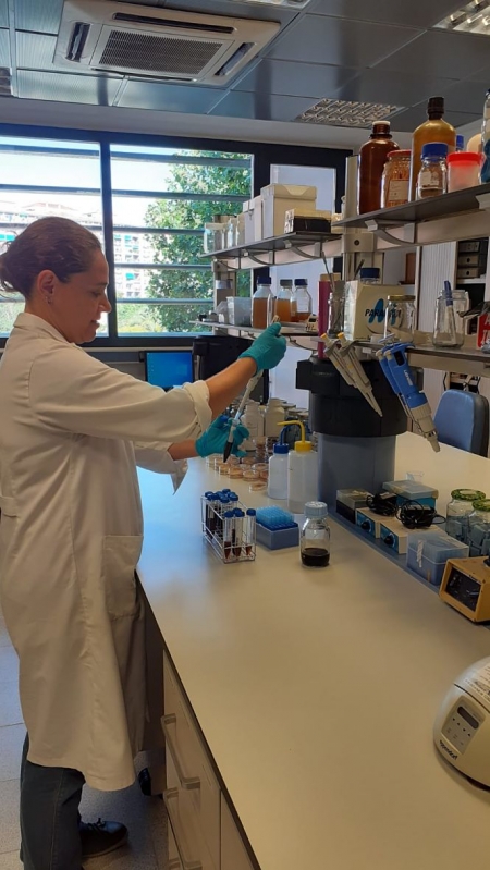 de la doctora Gloria Andrea Silva Castro, coordinadora del proyecto Myco-Brow (SIERRA SUR)