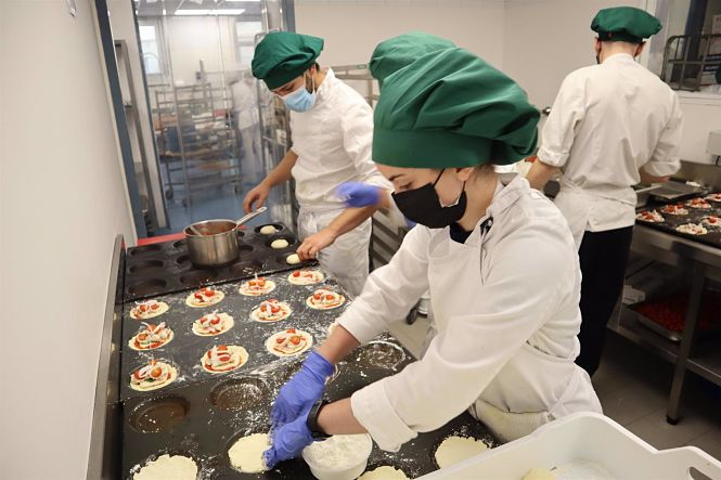 Jornadas gastronómicas por una alimentación saludable (HOSPITAL VIRGEN DE LAS NIEVES) 
