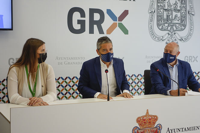 Presentación del plan de formación del sector turístico (JAVIER ALGARRA / AYUNTAMIENTO)