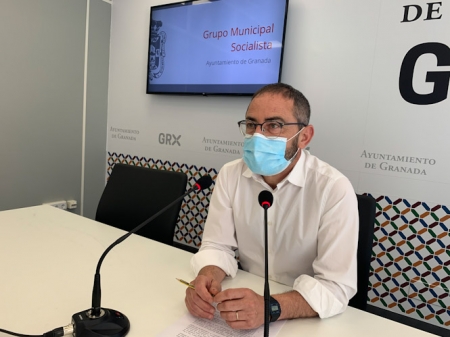 El Concejal del PSOE en el Ayuntamiento de Granada, Miguel Ángel Fernández Madrid (PSOE)