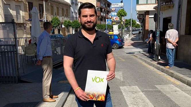 El portavoz de Vox en el Ayuntamiento de Pinos Puente, Antonio Duarte (VOX)