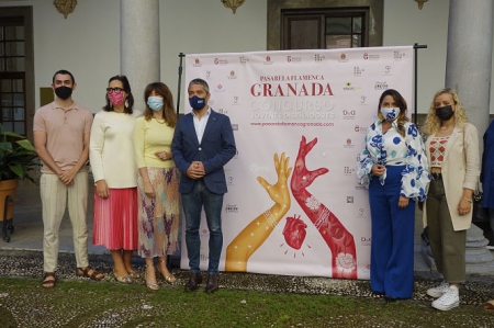 Presentación de la pasarela flamenca (JAVIER ALGARRA / AYUNTAMIENTO)