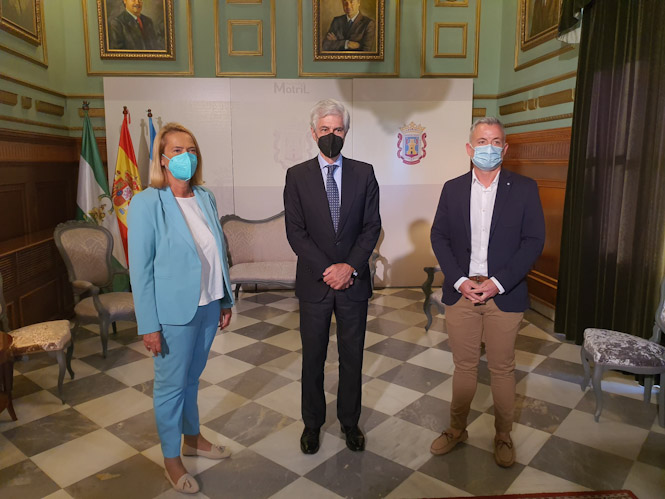 Imagen de la visita de Adolfo Suárez Illana a Motril (AYTO. MOTRIL)