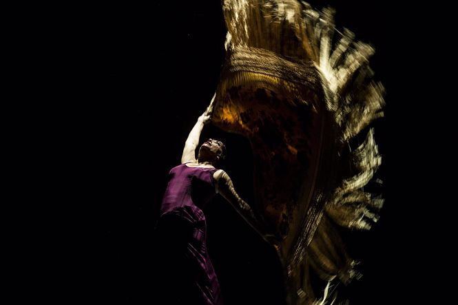 Carne Y Hueso De Eva Yerbabuena (JAVIER FERGO - JUNTA DE ANDALUCÍA) 