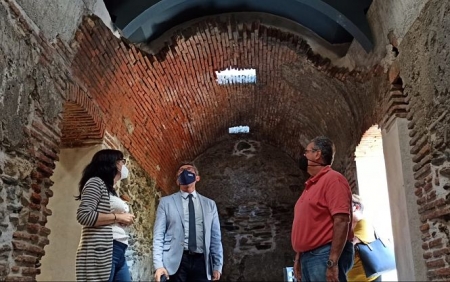 Imagen de la visita a los baños árabes de Aldeire (JUNTA) Imagen de la visita a los baños árabes de Aldeire (JUNTA)